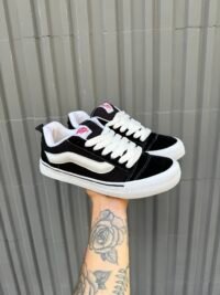 Vans KNU Skool Preto - Image 2